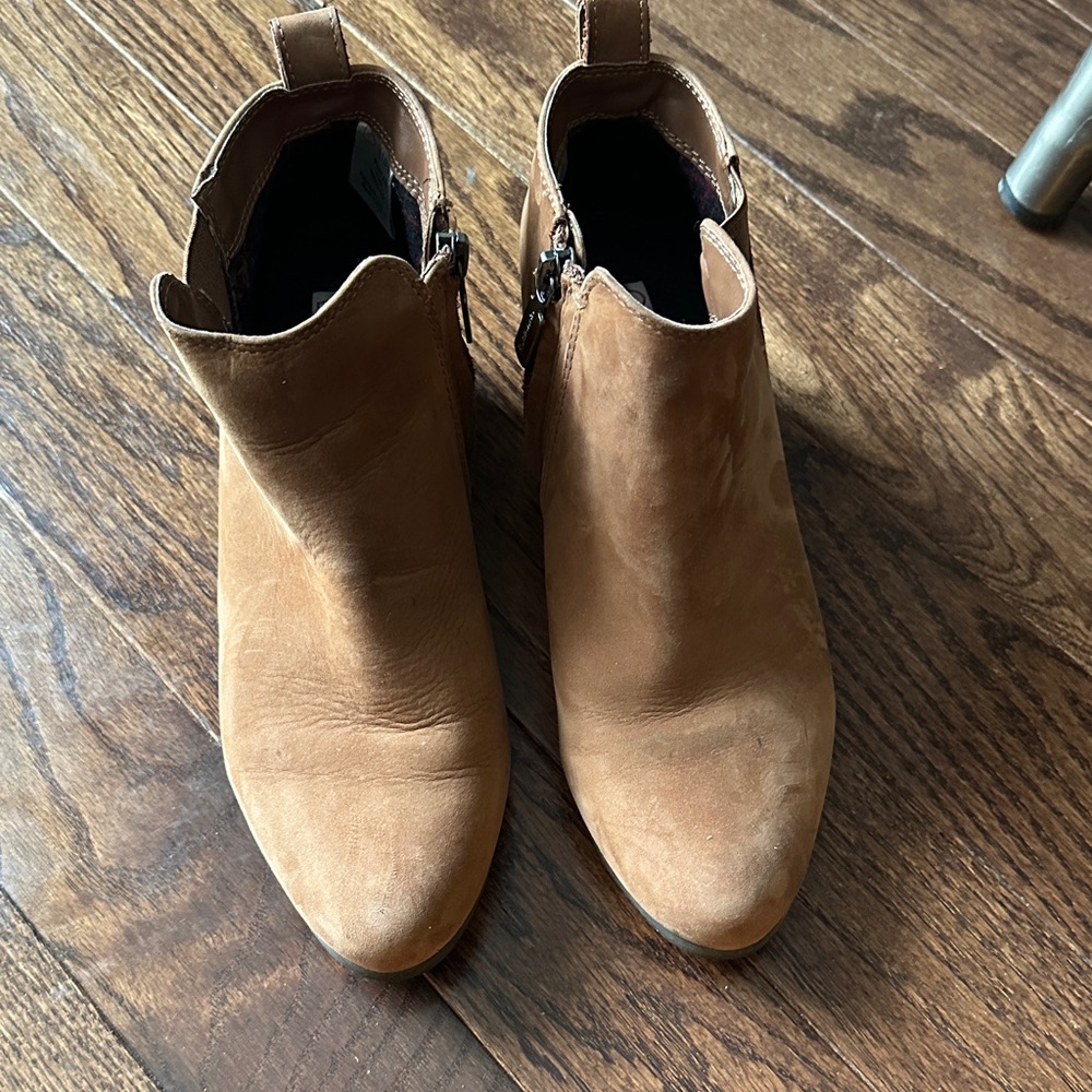 Blondo Waterproof Nubuck Brown Ankle Boots